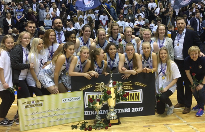 FRESTUN Á LEIK 1 - Leikið verður á morgun