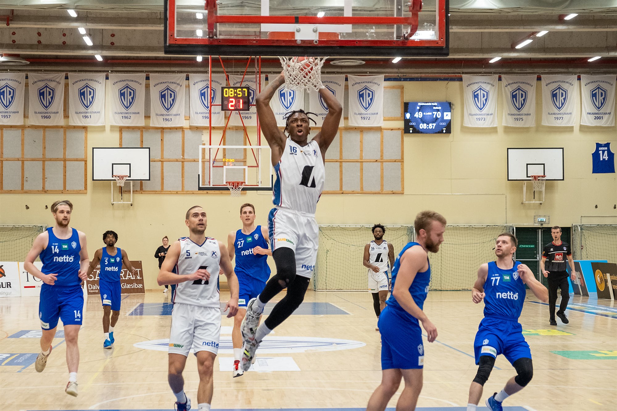 Okeke spenntur fyrir komandi tímum