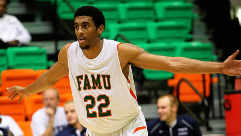 Keflavík semur við Amin Stevens