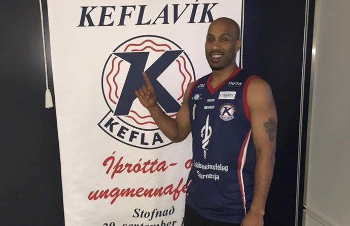 Damon Johnson færir Keflvíkingum kveðjur