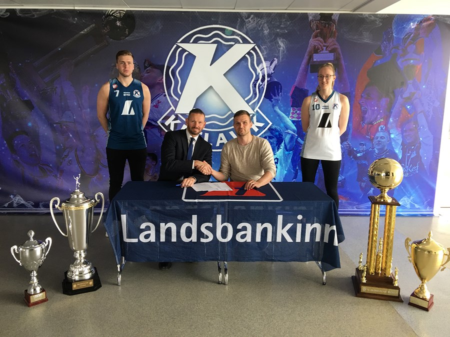 Landsbankinn endurnýjar við KKDK