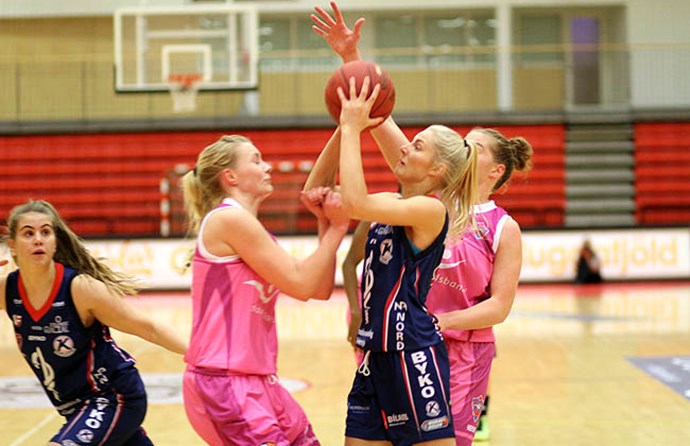 Keflavíkurstúlkur nálgast deildarmeistaratitilinn - Stutt viðtal við Ingunni Emblu Kristínardóttur