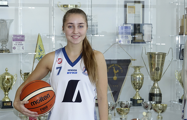 Katla Rún framlengir