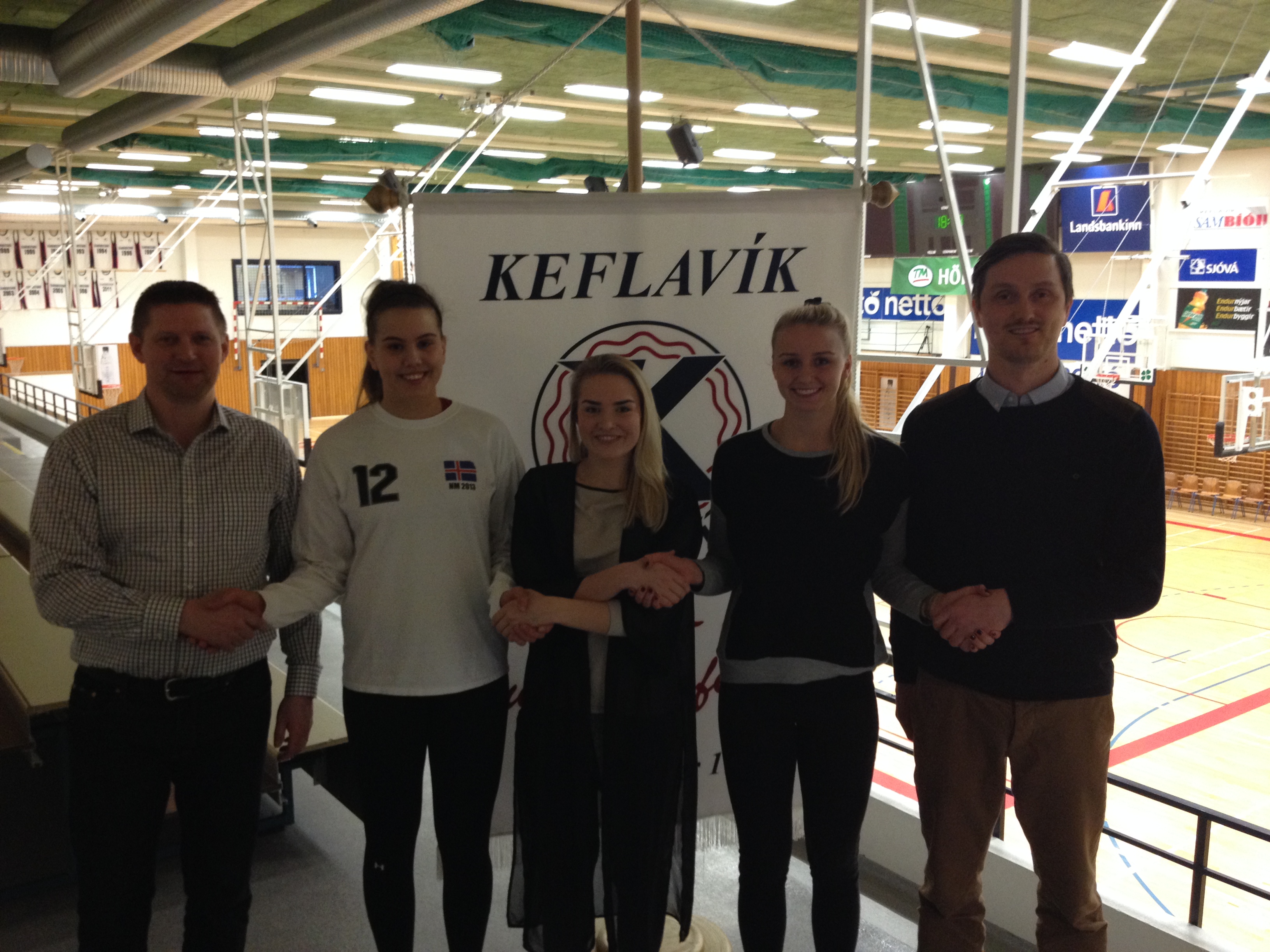 Sandra Lind, Lovísa og Katrín Fríða framlengja