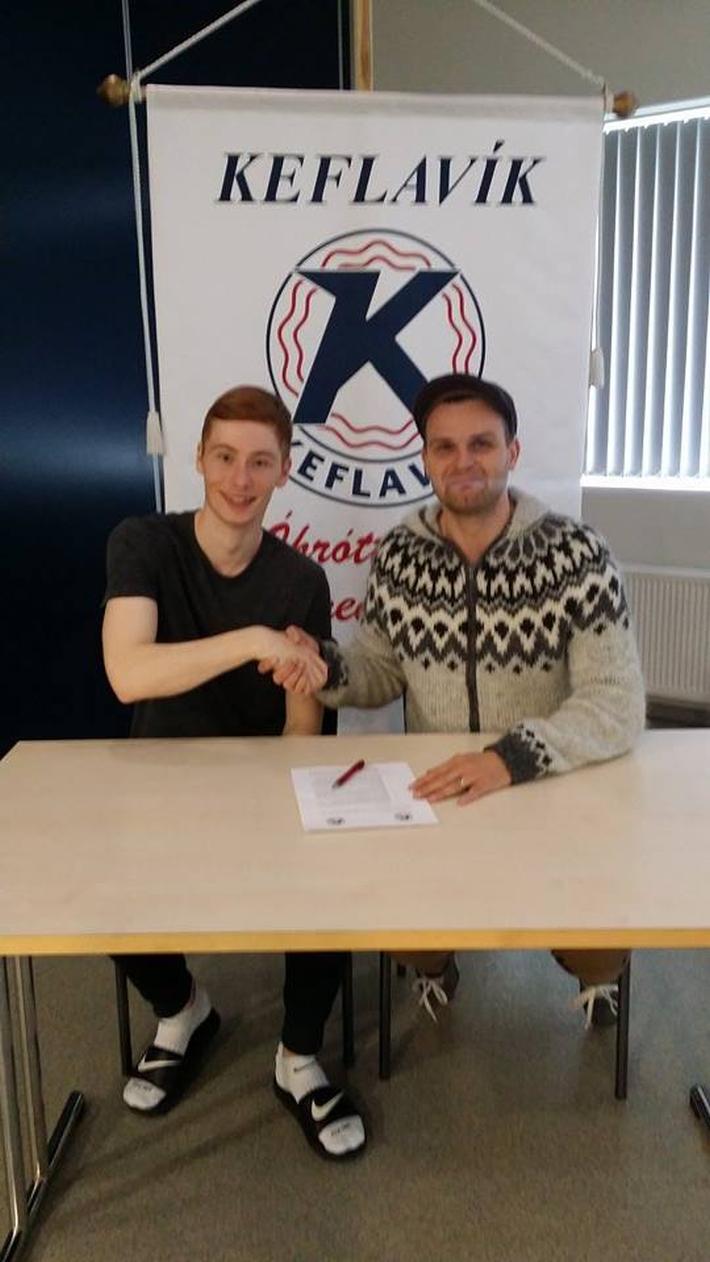 Magnús Már framlengir við Keflavík