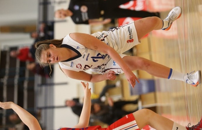 Undirbúningur fyrir bikarleikinn gengur vel - Stutt viðtal við Söndru Lind